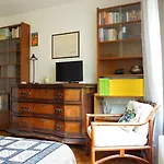Ternes Studio Paris 17