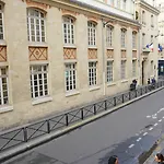 Ternes Studio Paris 17